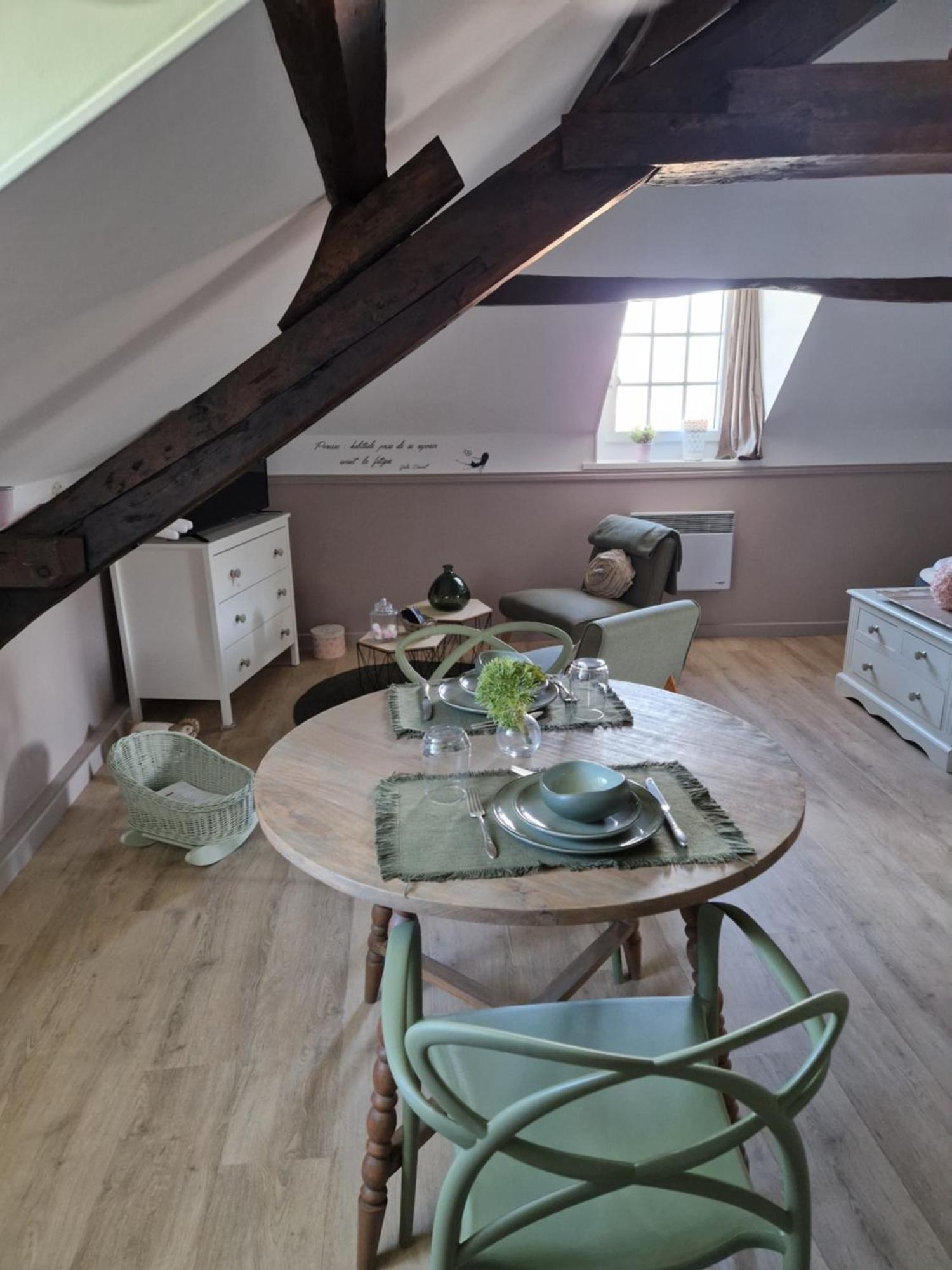 D'Anciennes "Chambres De Bonnes" Honfleur Ngoại thất bức ảnh