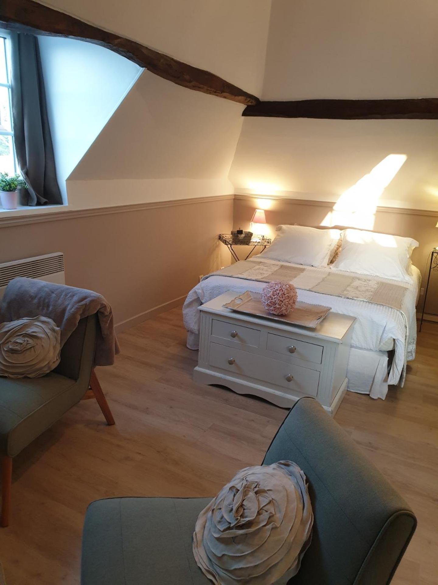D'Anciennes "Chambres De Bonnes" Honfleur Ngoại thất bức ảnh